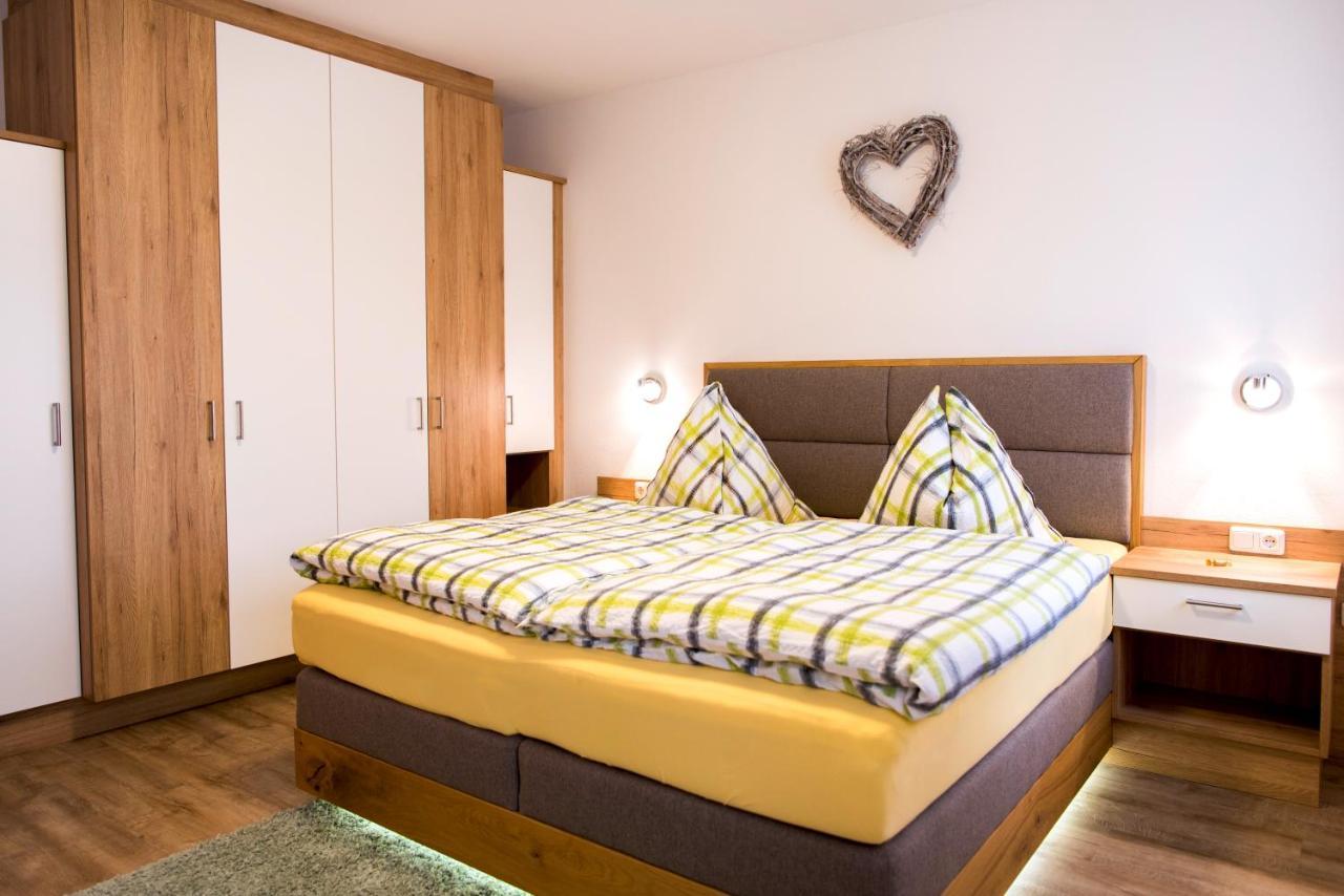 Almtalhotel Appartements In Pettenbach Exterior foto